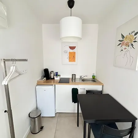 Soh Rent 2 Tv- Wifi Proche Gare Страсбург